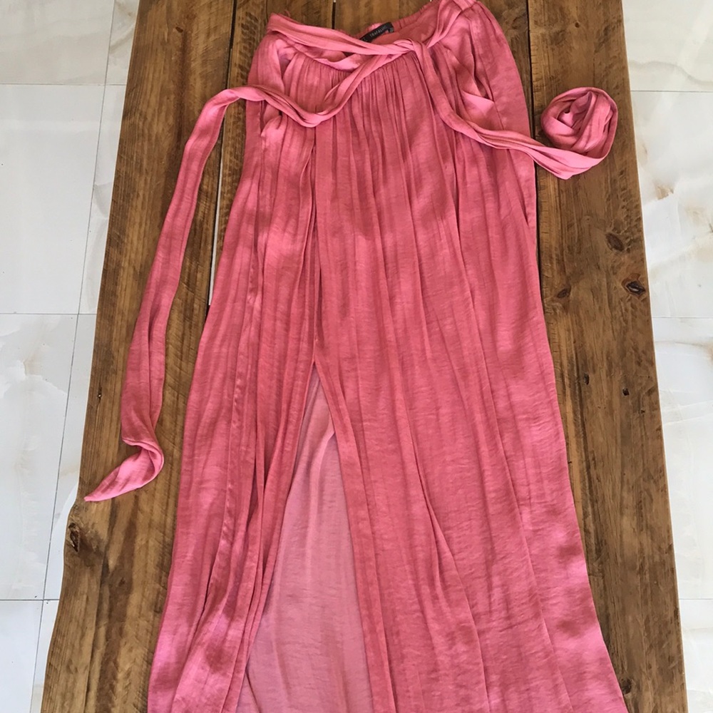 **SOLD**Zara maxi skirt